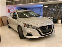 نيسان ألتيما